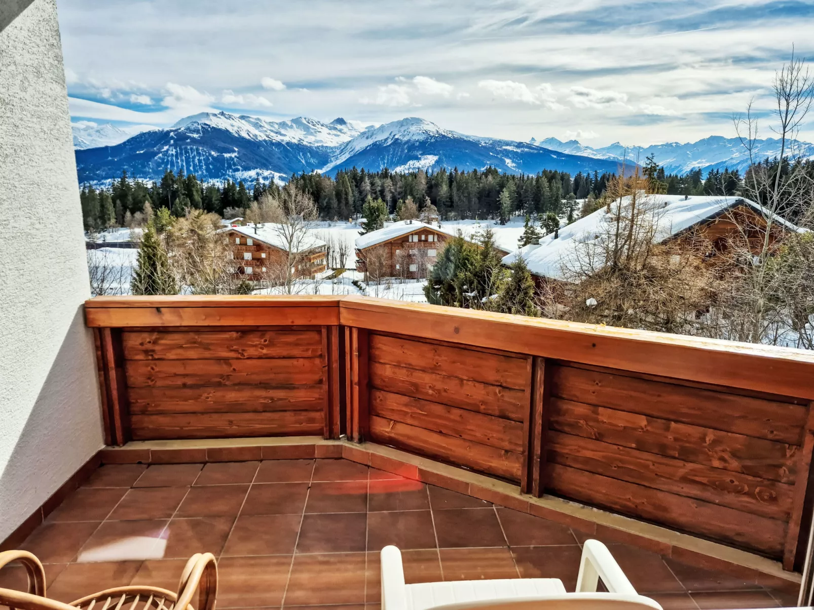 Crans-Léman 5 - Outside