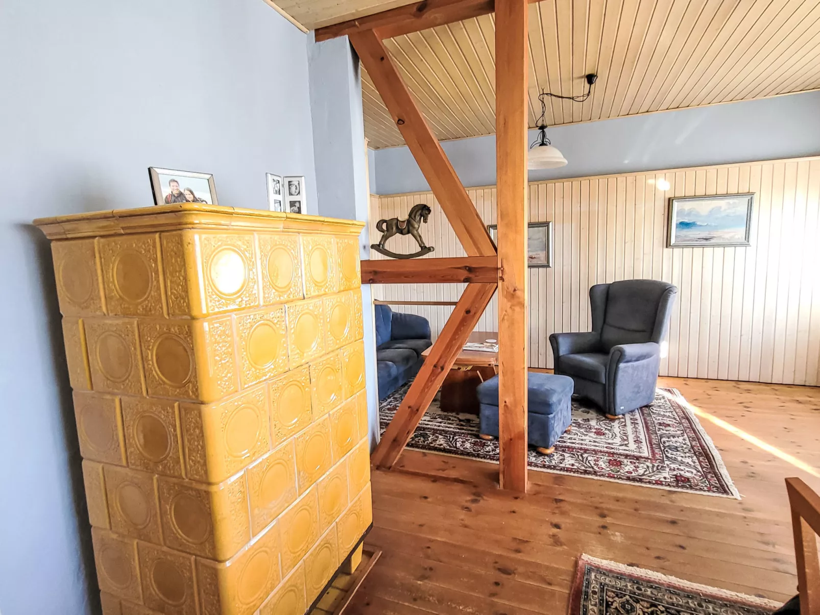 Mit großem eingezäunten Garten - Drinnen