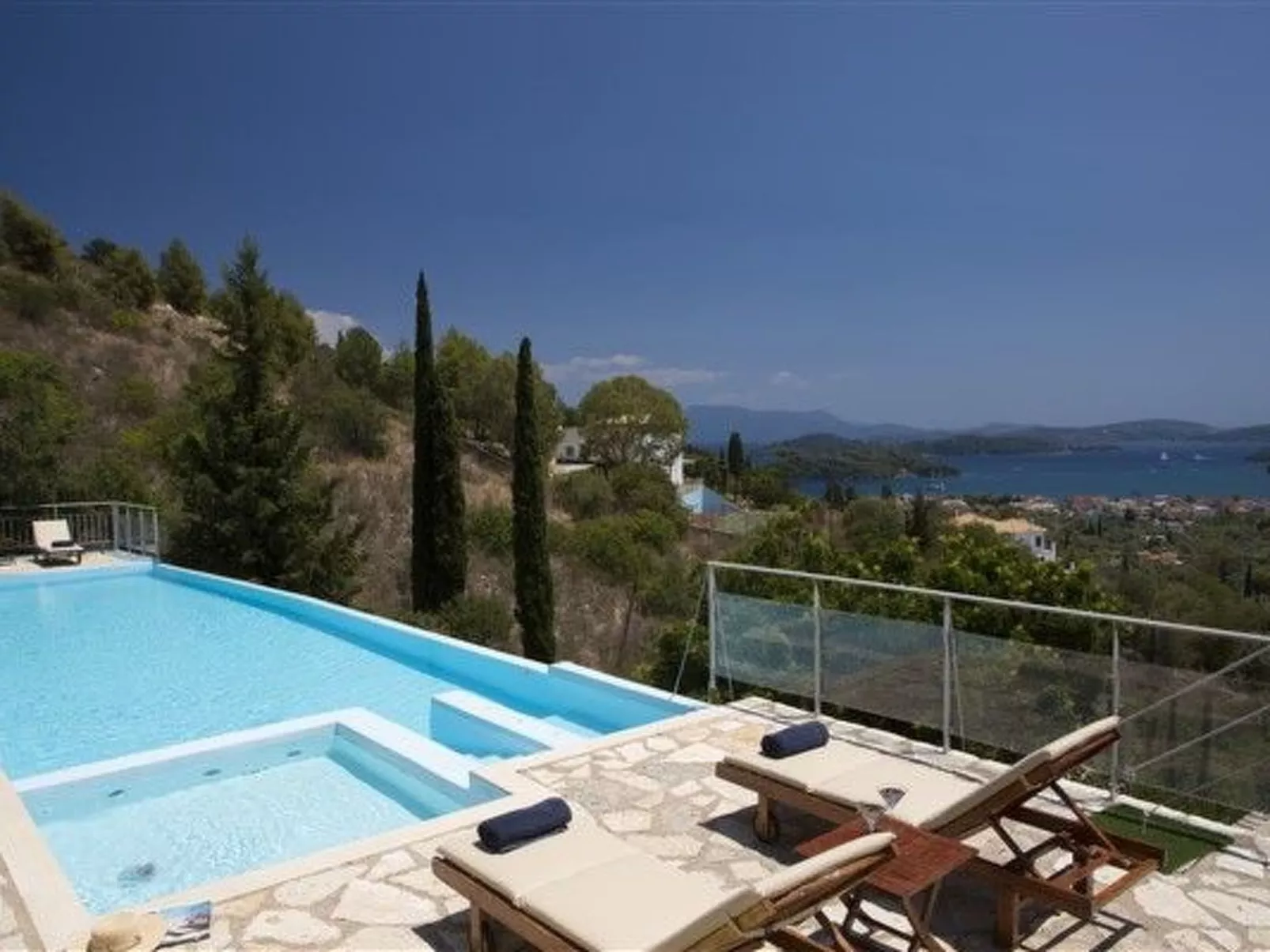 Finca "Iris" mit Infinity-Pool - Draußen