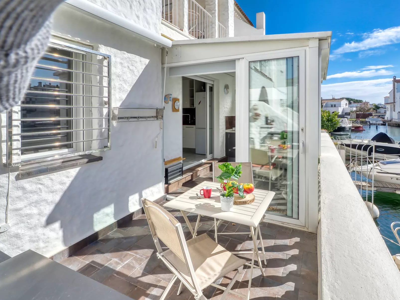 Canal Port Empuries - Draußen