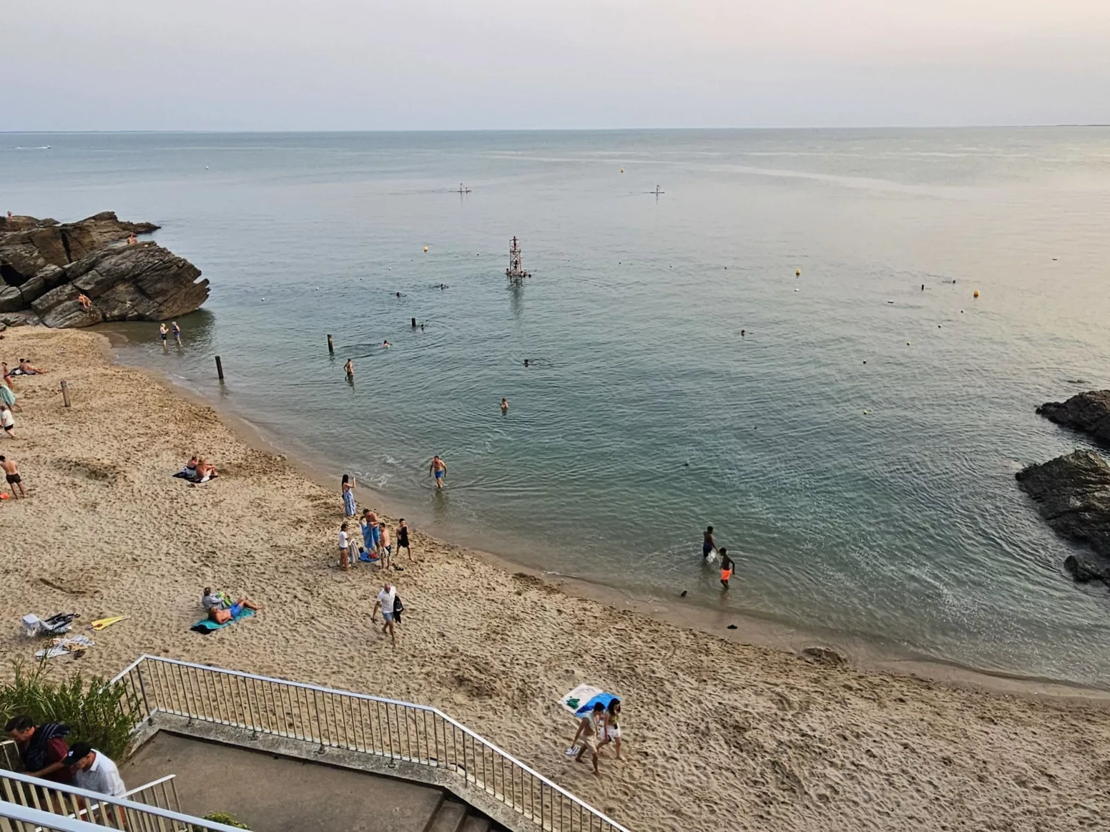 Le Vent d'Avril - Draußen