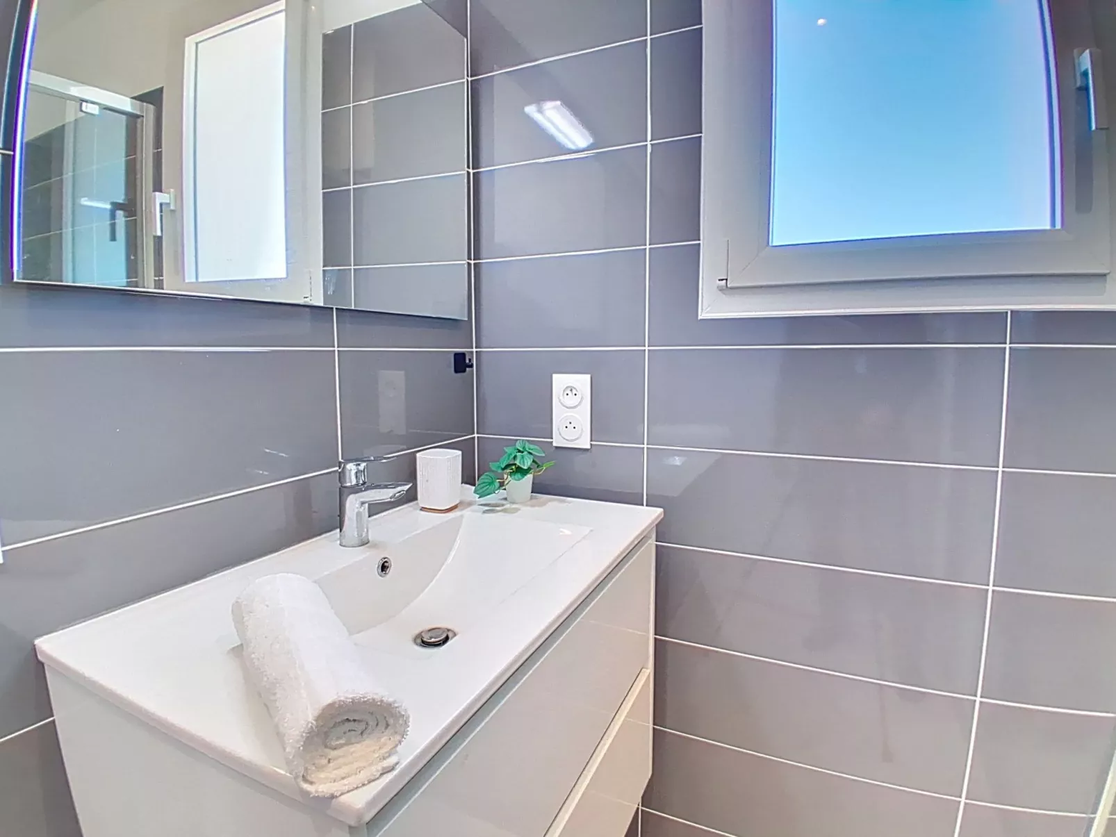 Saint Denis 2 - Inside