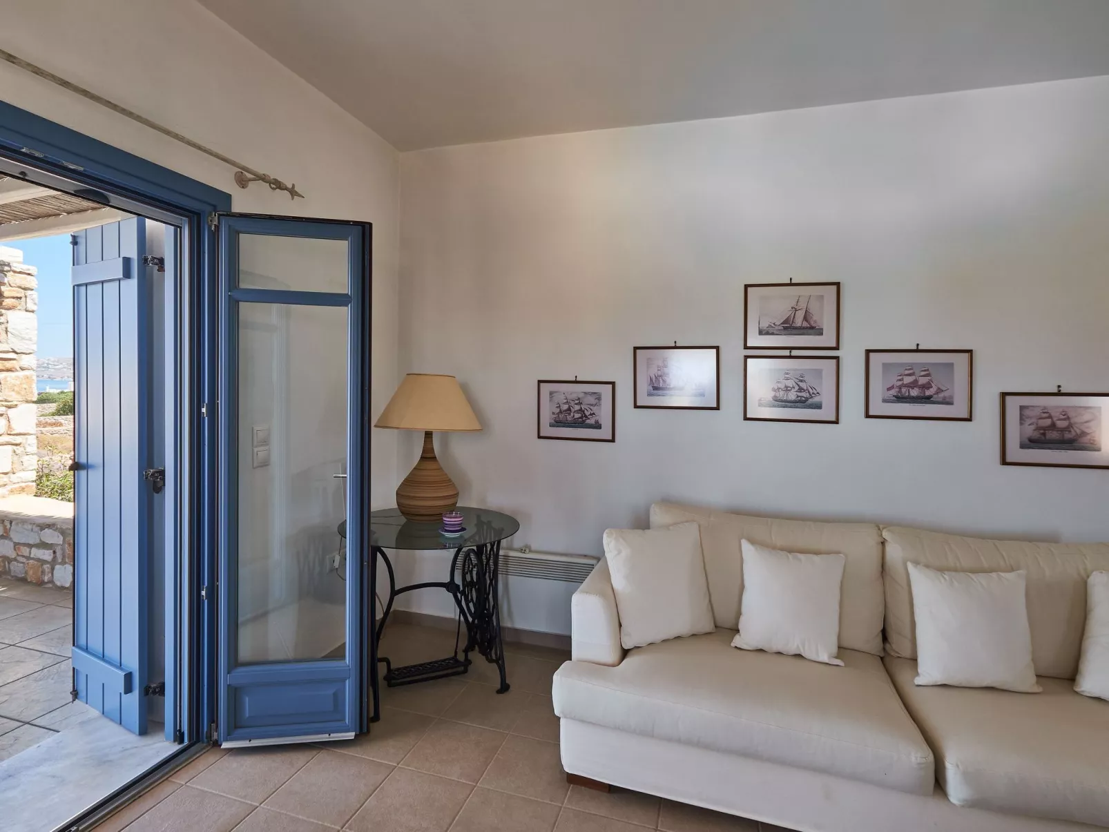 Große, komfortable Pool-Villa, Strand zu Fuß erreichbar - Drinnen