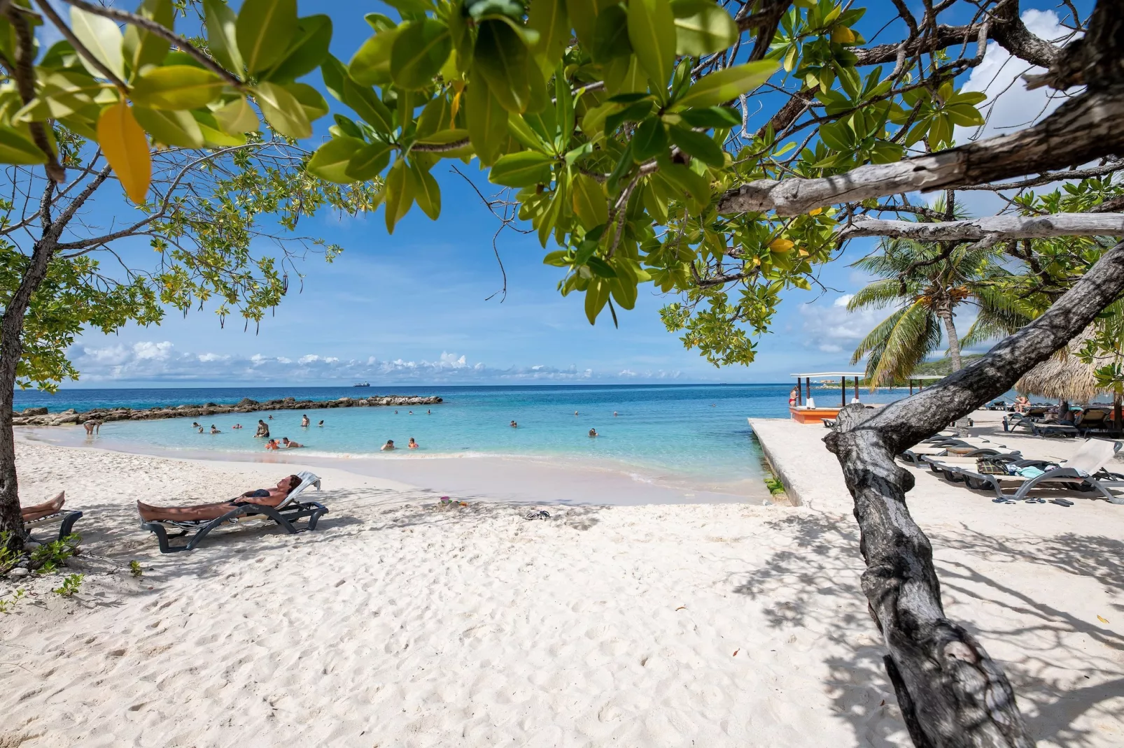 Rise and Shine Boca Gentil - Areas within 1km in summer