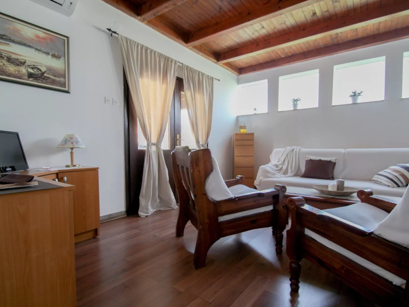 "Karpinjan" direkt am Strand - Inside