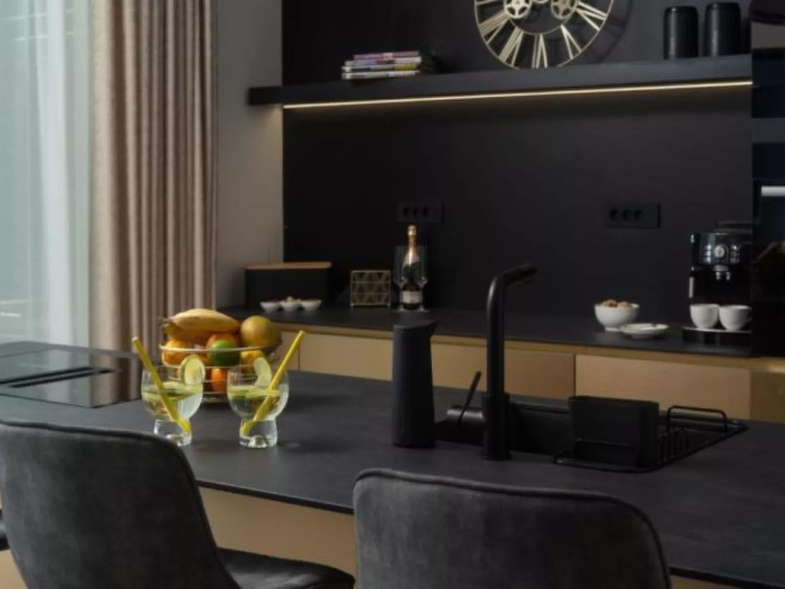 Villa Barbara with heated pool - Image-tags.info