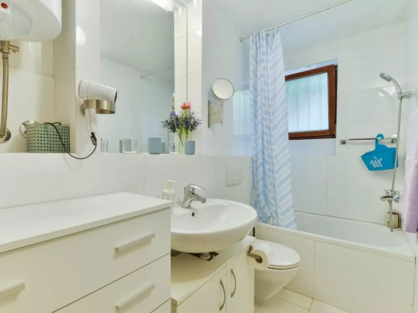 Holiday home Kondura with a sea view - Image-tags.info