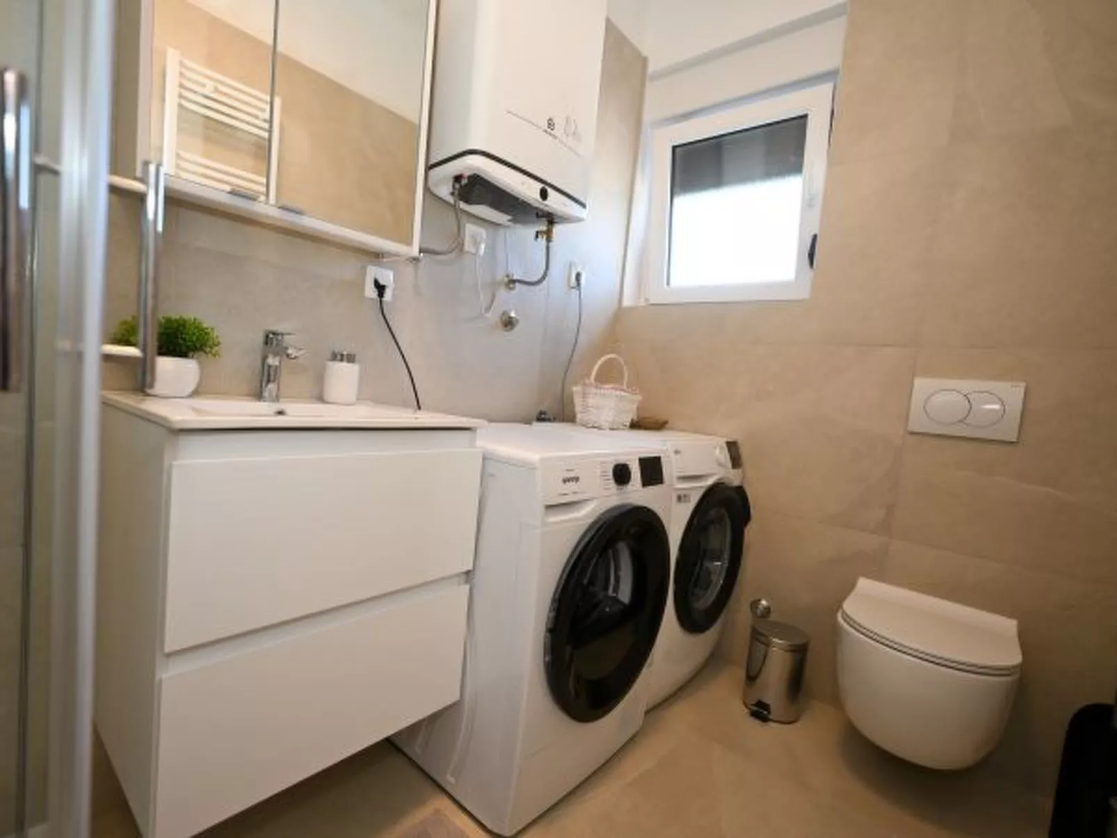 Villa Zara Blu with pool - Image-tags.info