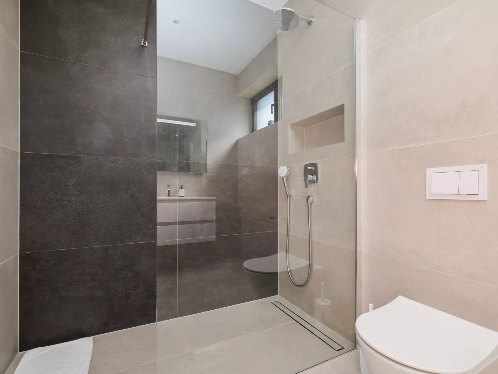 Magic Sky 1 - Inside