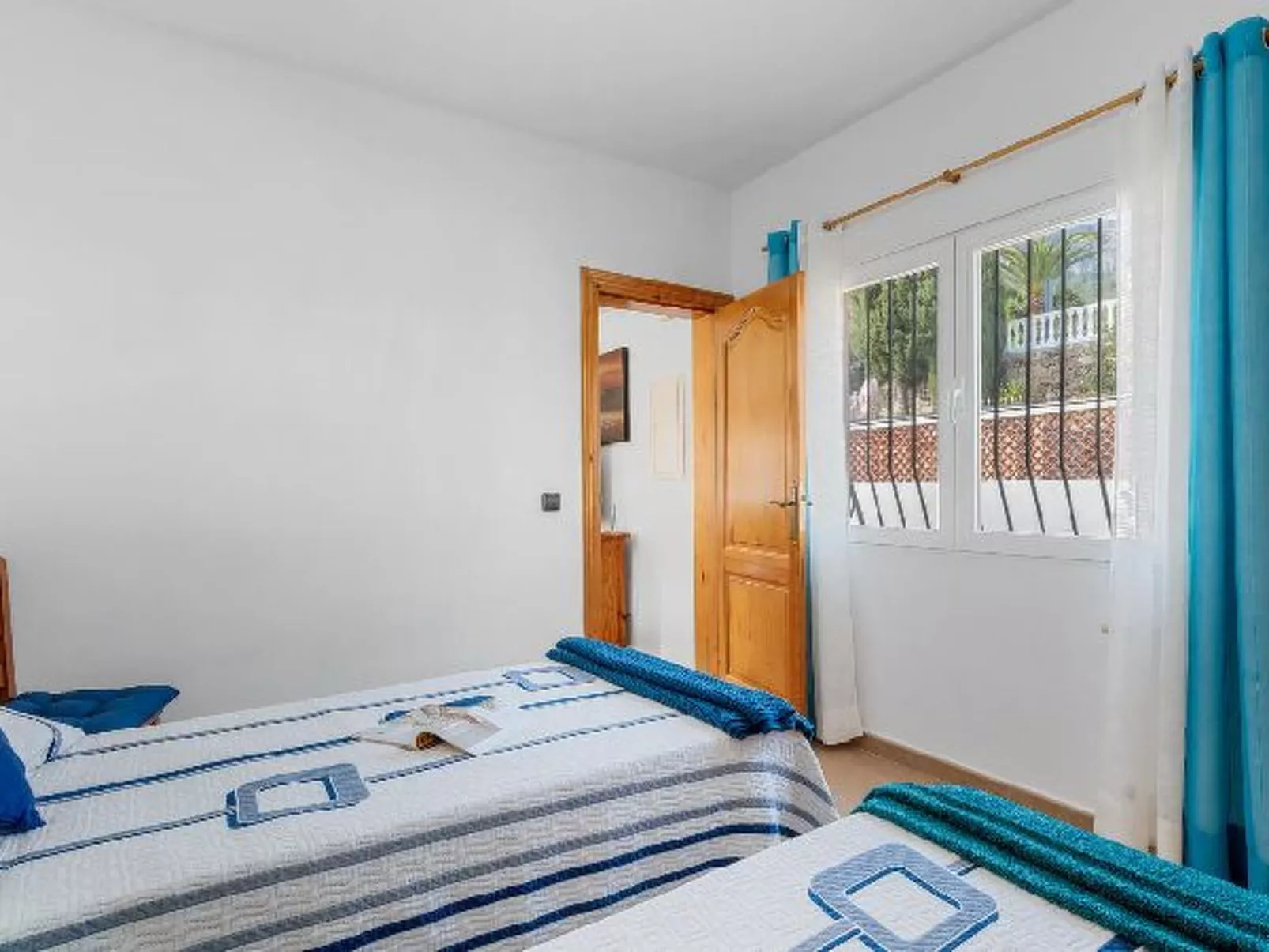 Villa Mercedes - Plusholidays - Image-tags.info