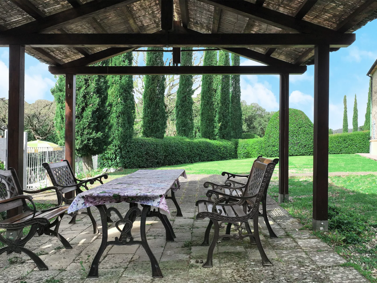 In Montecastelli Pisano mit beheiztem Whirlpool - Dehors