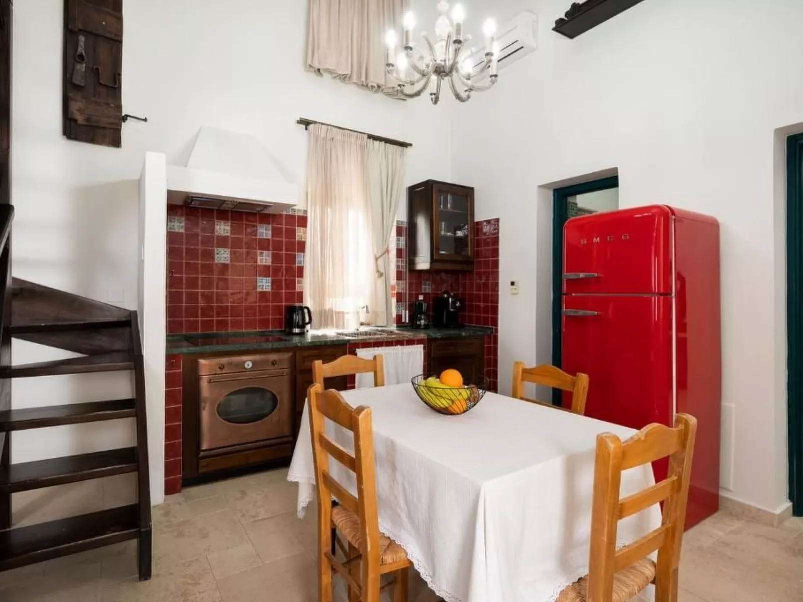 Traditionelle Natursteinvilla mit tollem Meerblick - Image-tags.info