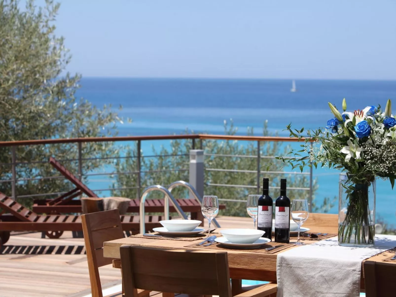 "Capro" mit Infinity-Pool - Image-tags.info