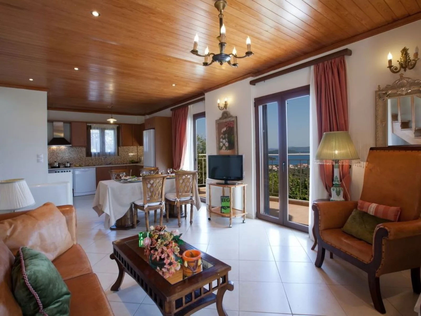 Finca "Lily" mit Infinity-Pool - Drinnen