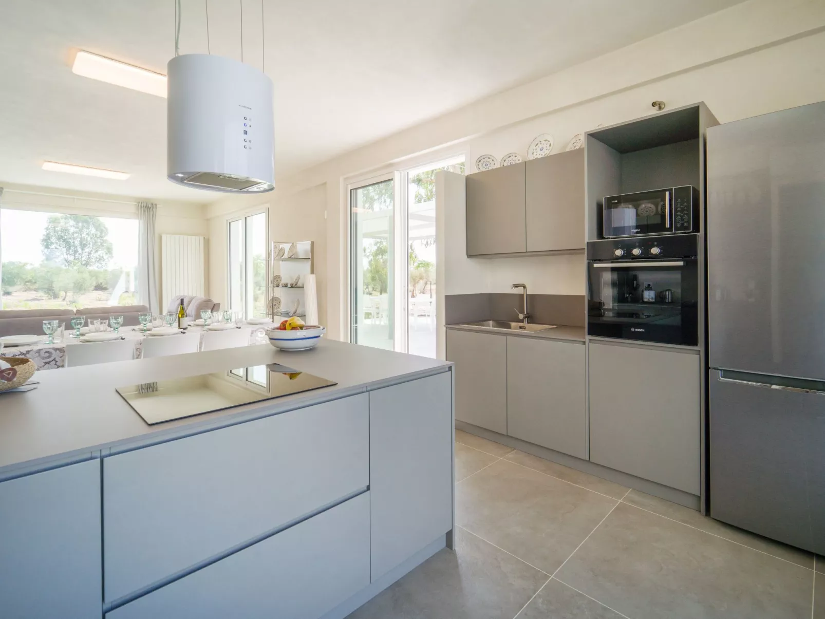 'Mamma Duna' mit Grill - Drinnen