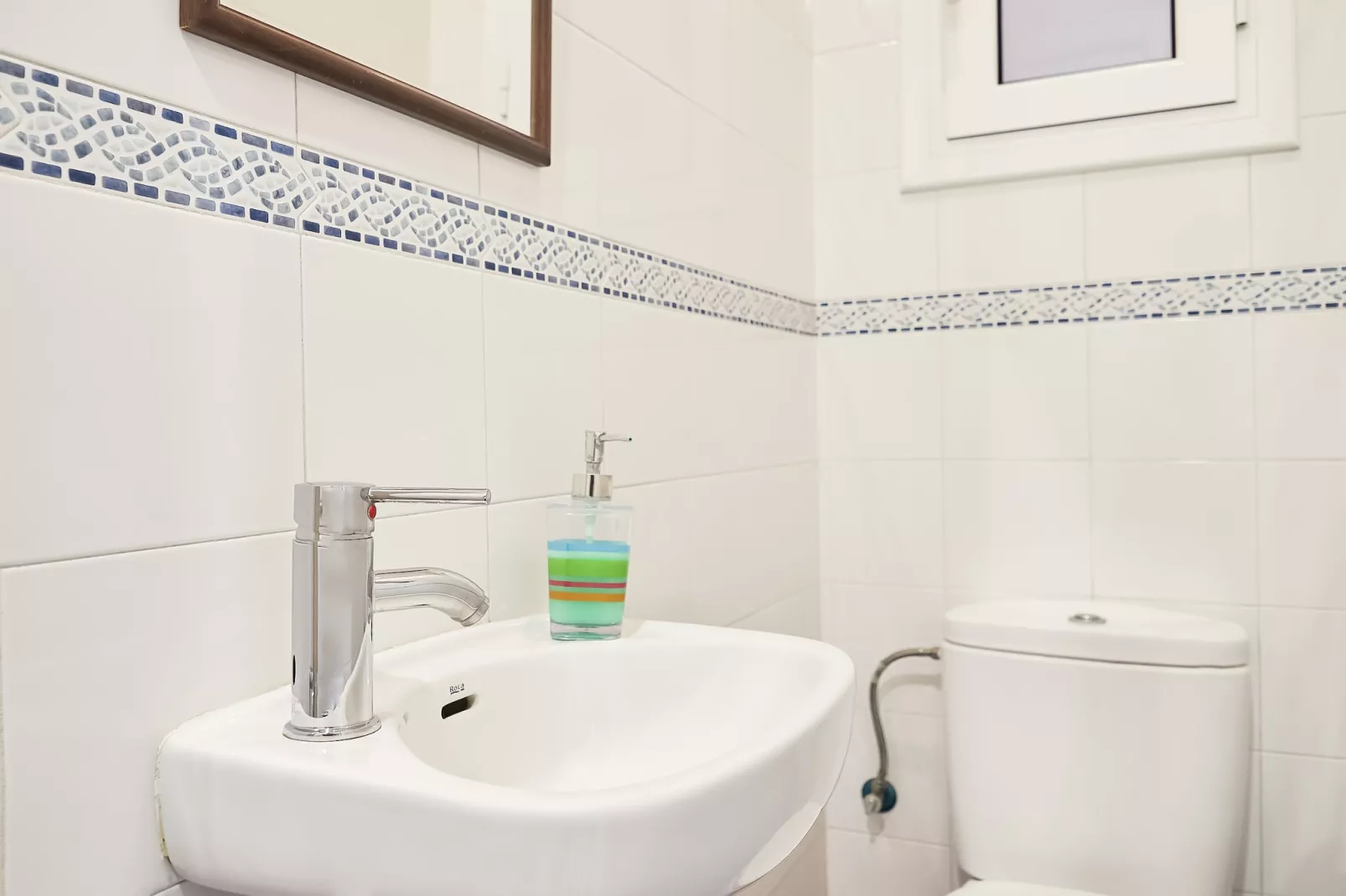 Rambla Paris Apartment - Bathroom