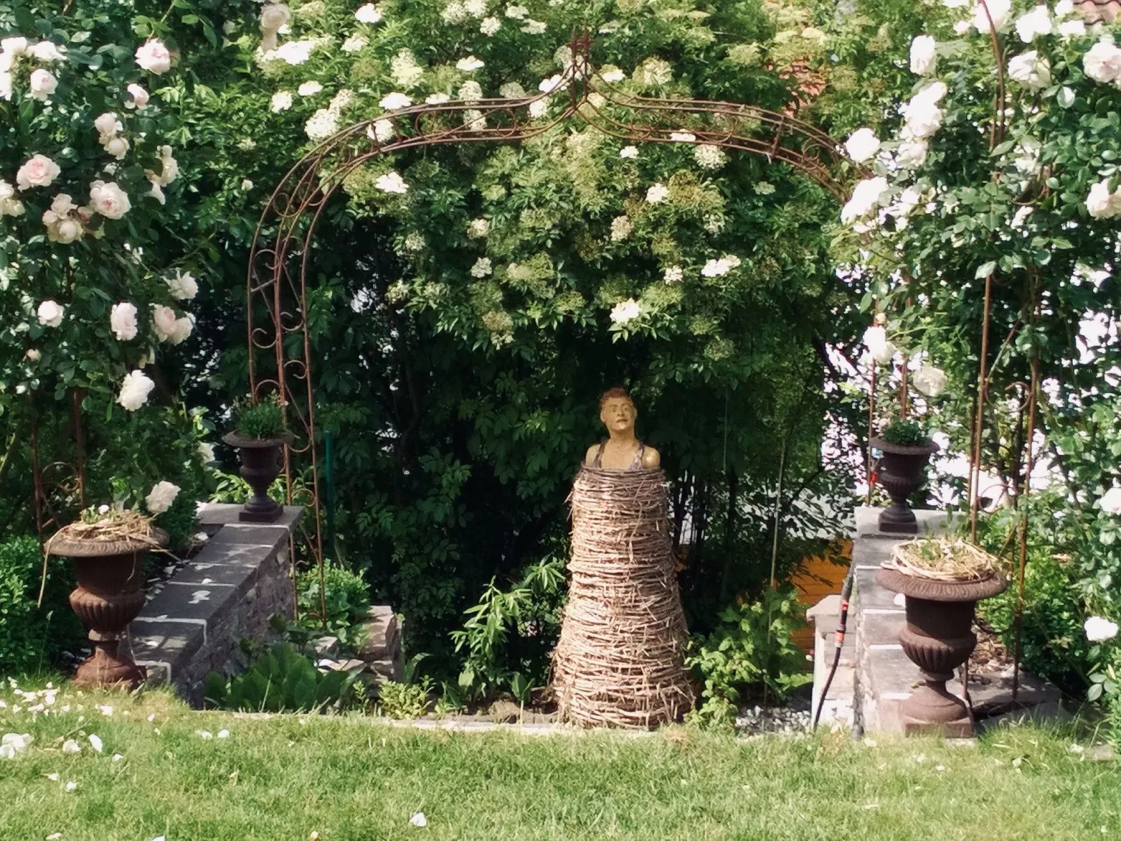 Villa Romantica - Outside