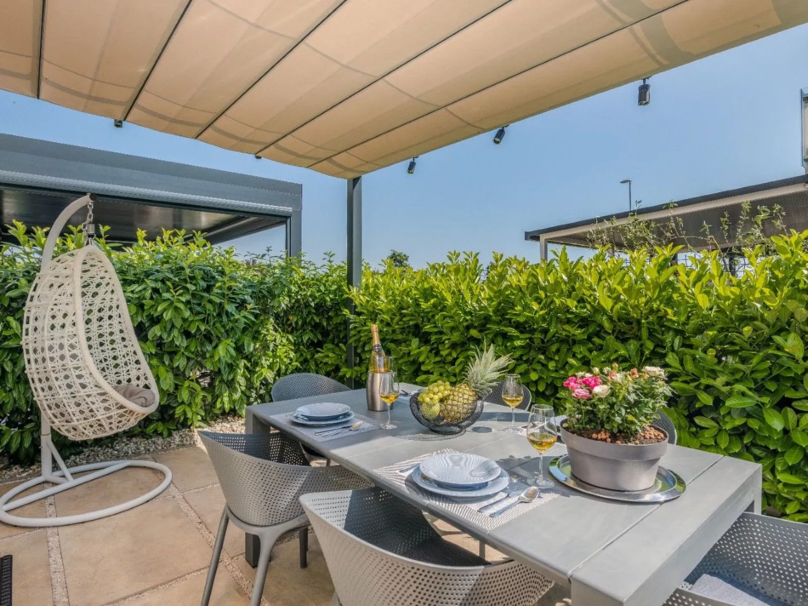 Für 6 Personen ca. 130 m&sup2; in Novigrad, Adriaküste Kroatien (Westküste von - Outside