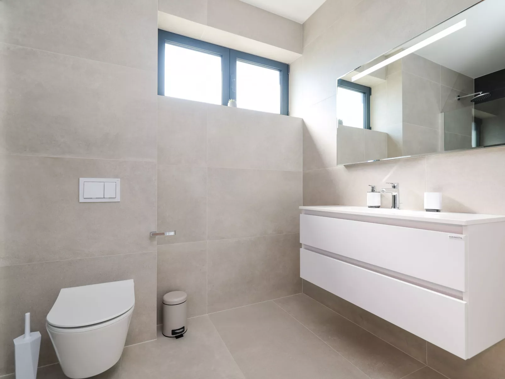 Magic Sky 1 - Inside