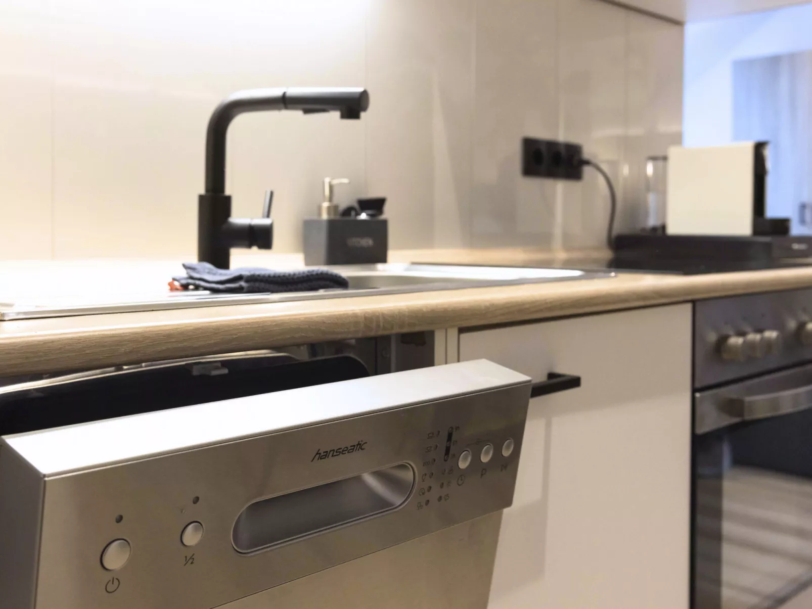 Apartment, Küche, Parkplatz, digitaler Check-in - Dedans