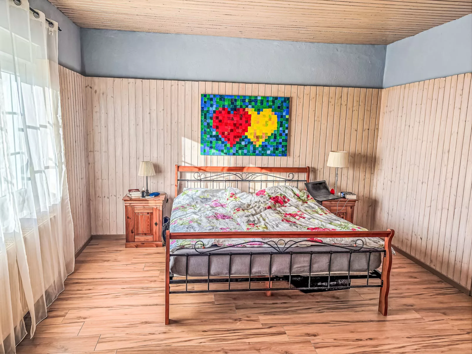 Mit großem eingezäunten Garten - Drinnen