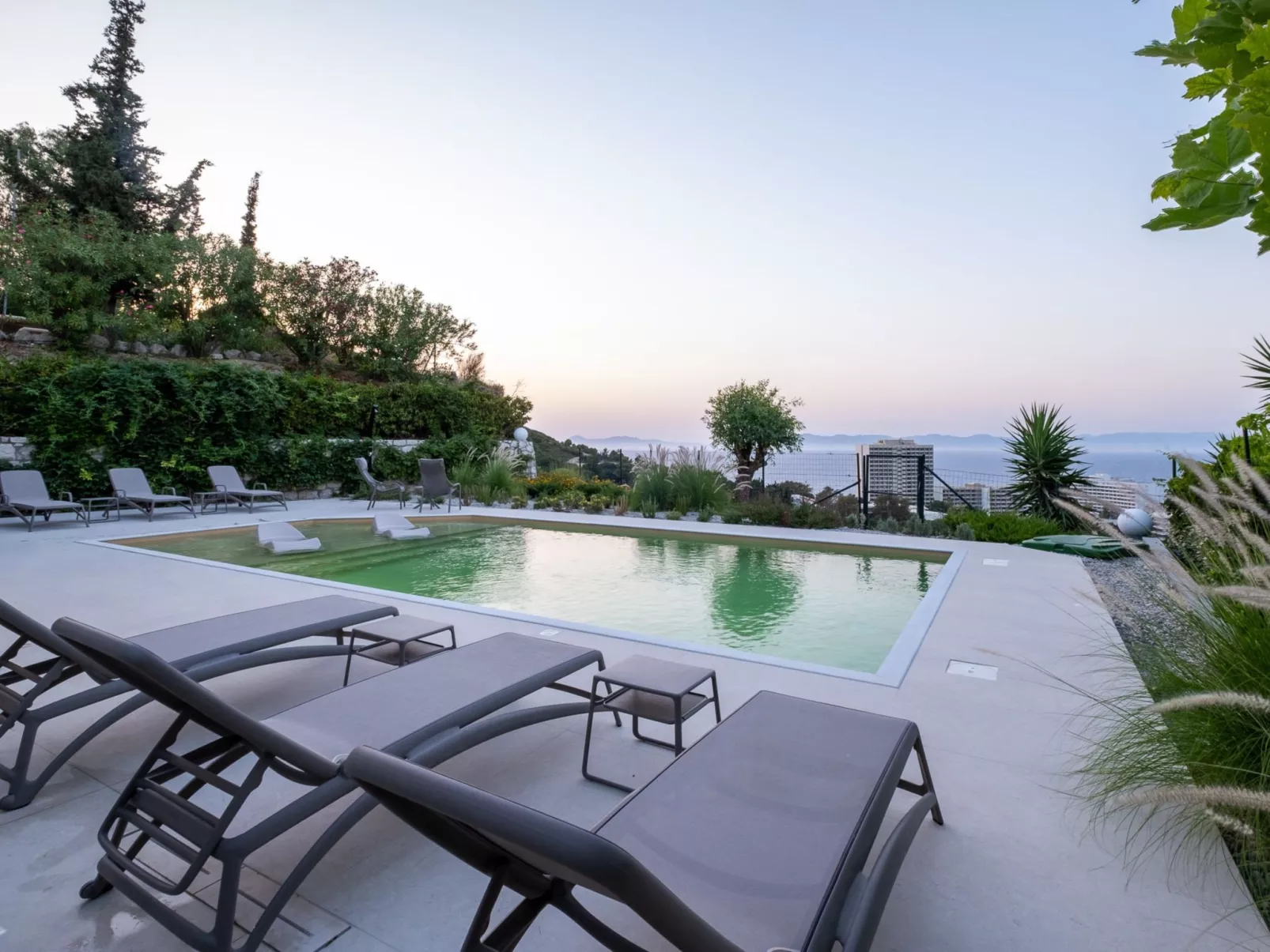 Vista von Del Sol Villa - Draußen