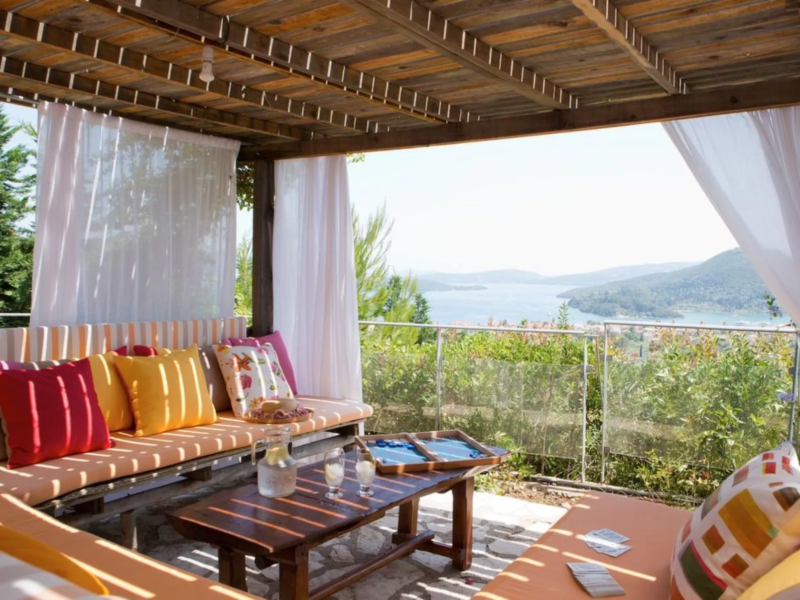 Finca "Lily" mit Infinity-Pool - Drinnen