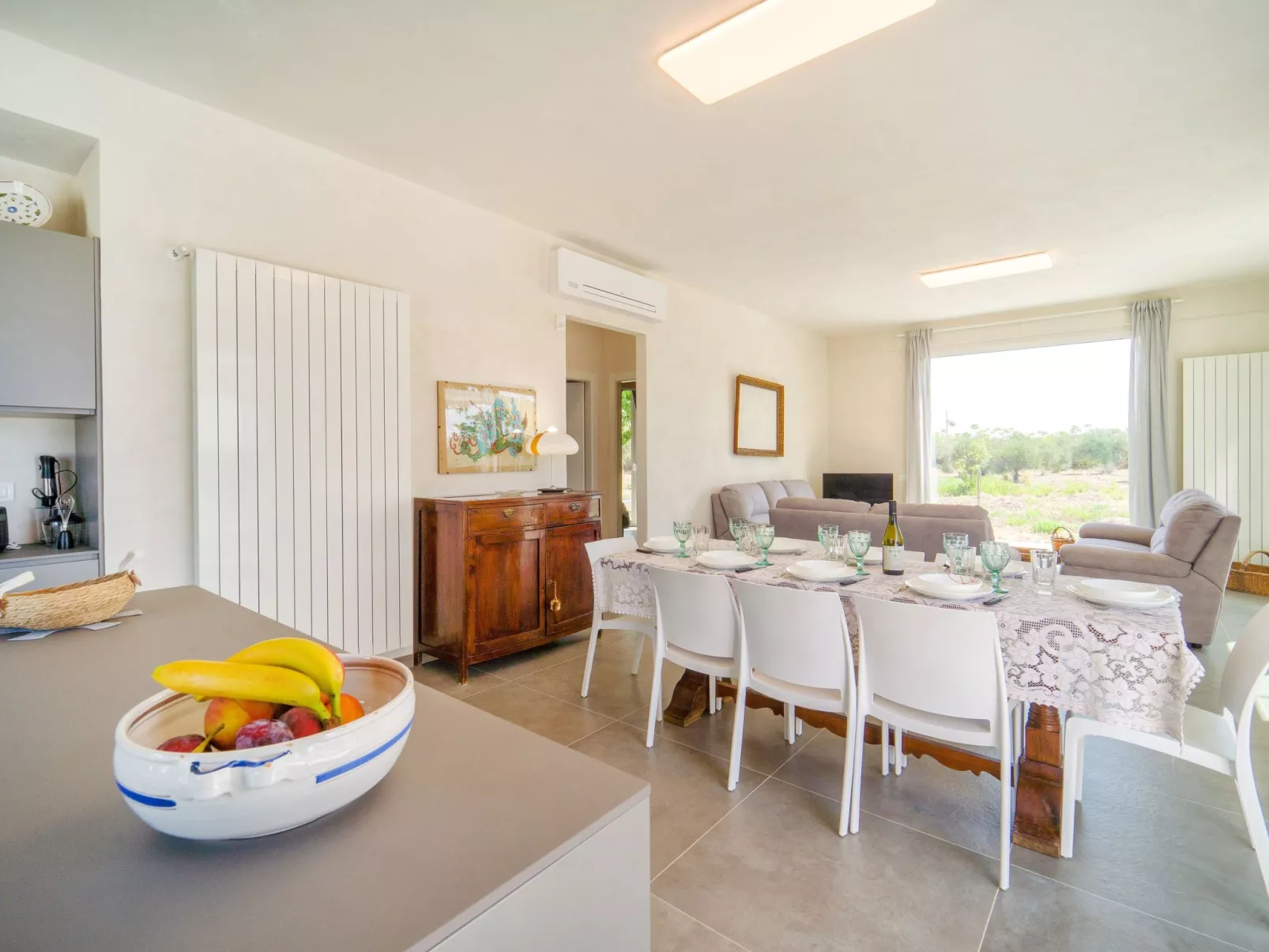 'Mamma Duna' mit Grill - Drinnen