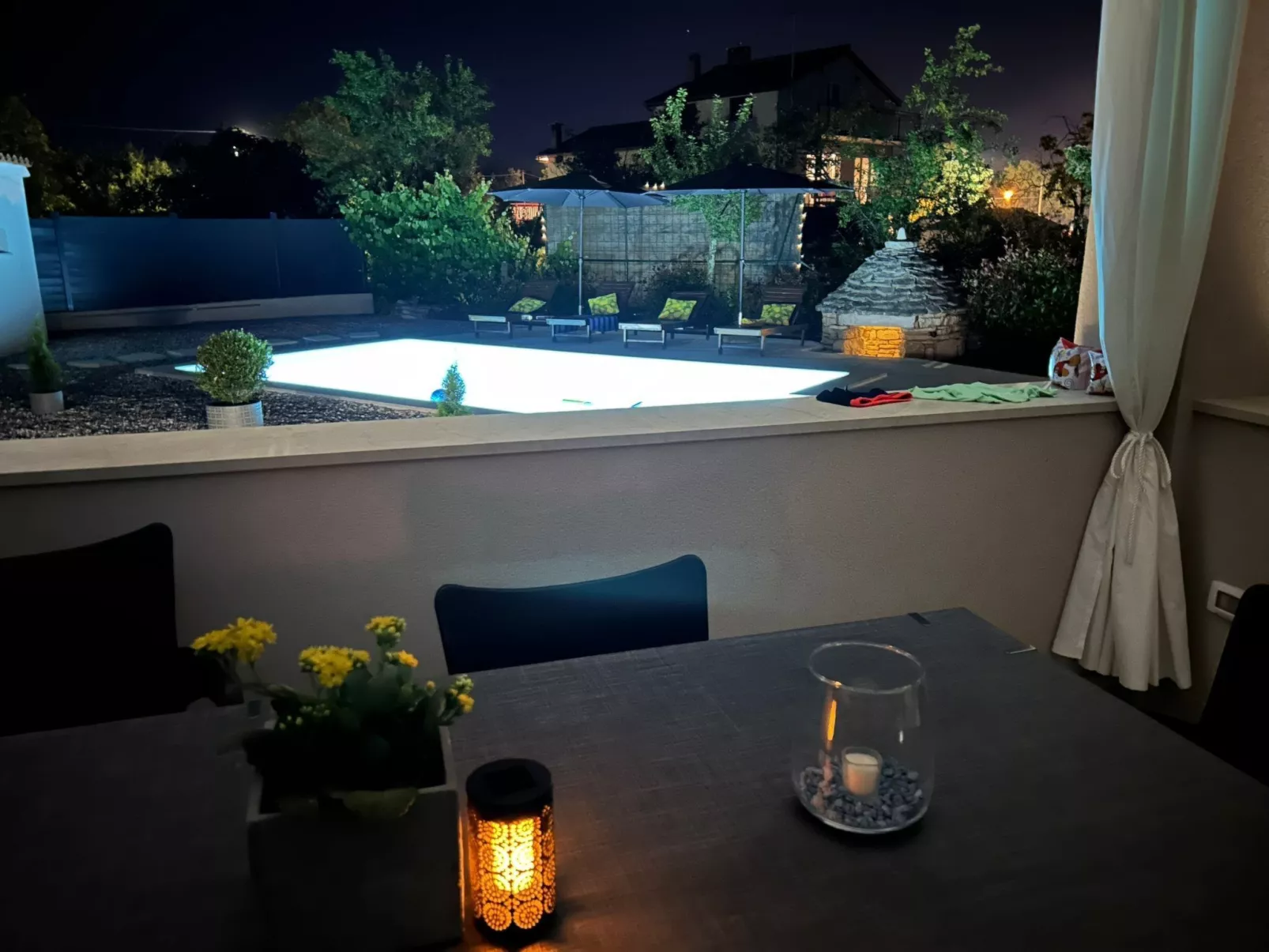 Diva mit privatem Pool - Draußen