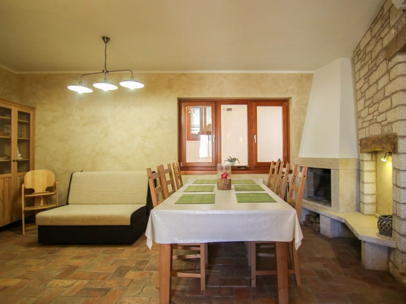 Für 4 Personen ca. 50 m&sup2; in Bužinija, Adriaküste Kroatien (Westküste von I - Inside