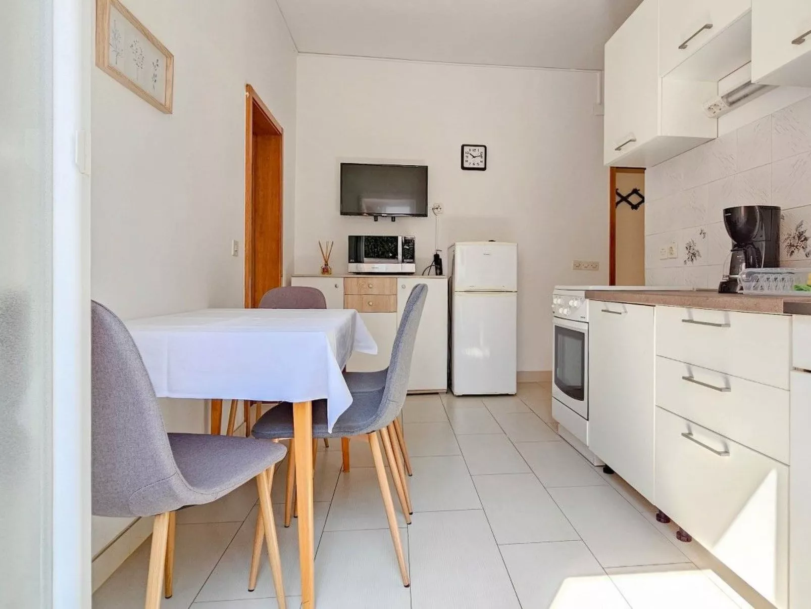 Adila 4 - Die Wohnung für 4 Personen - Drinnen