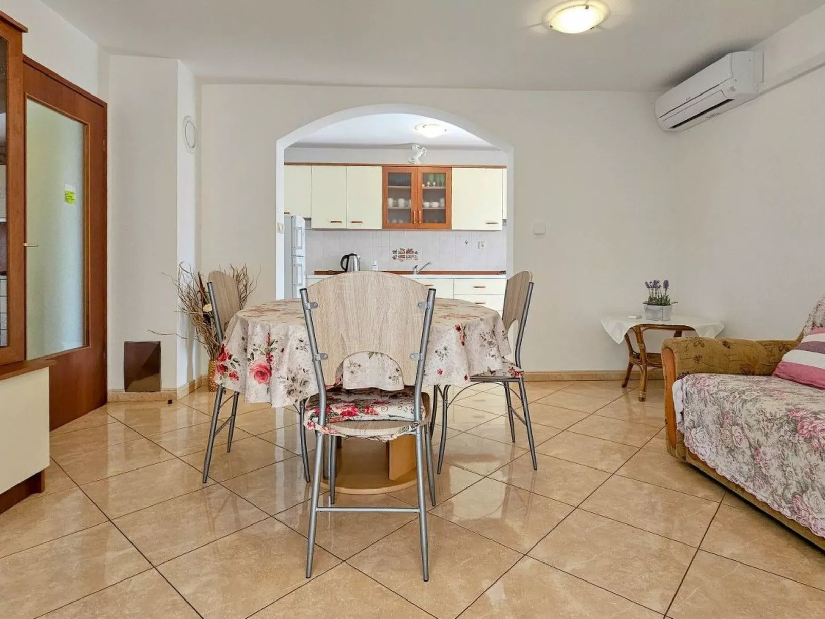 "Viola" mit Terrasse - Dedans