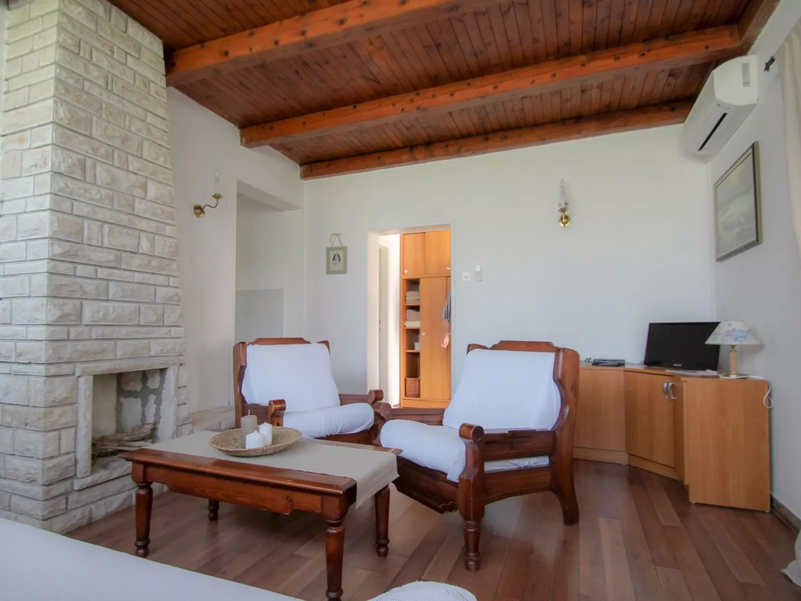 "Karpinjan" direkt am Strand - Inside