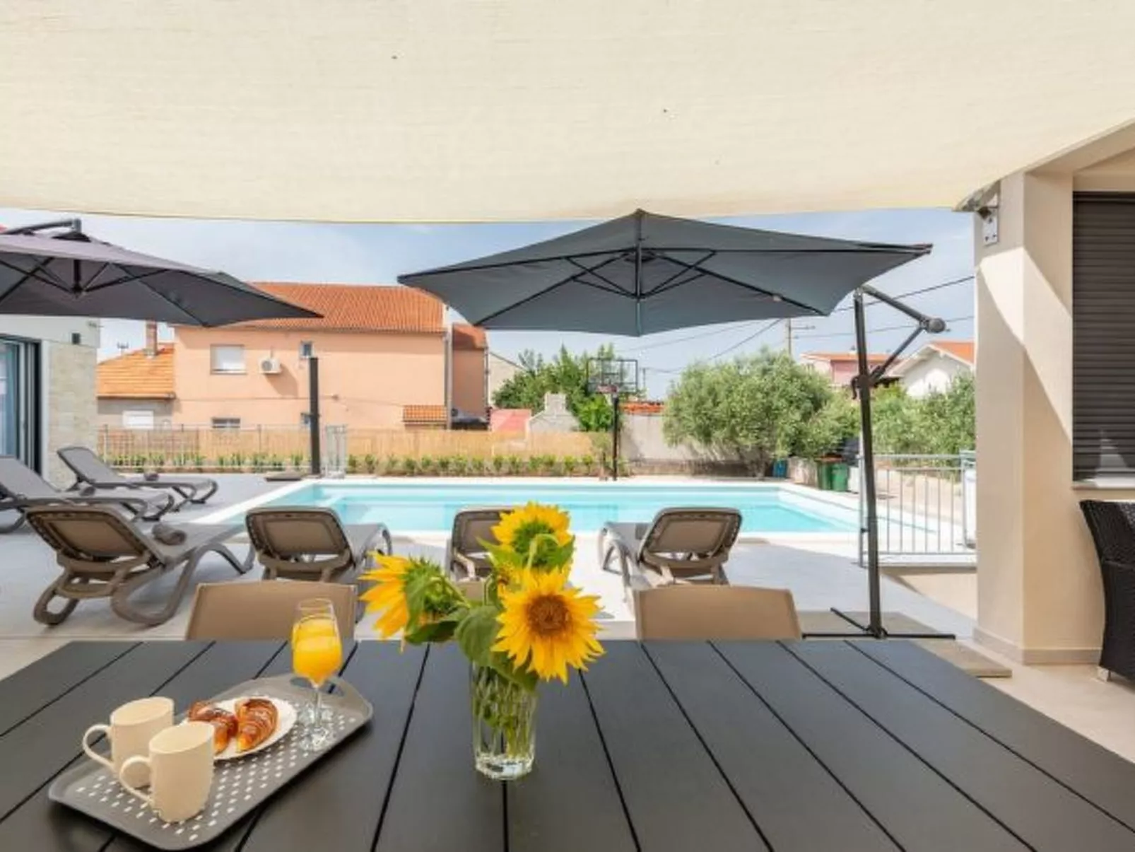 Villa Paloma with heated pool - Image-tags.info