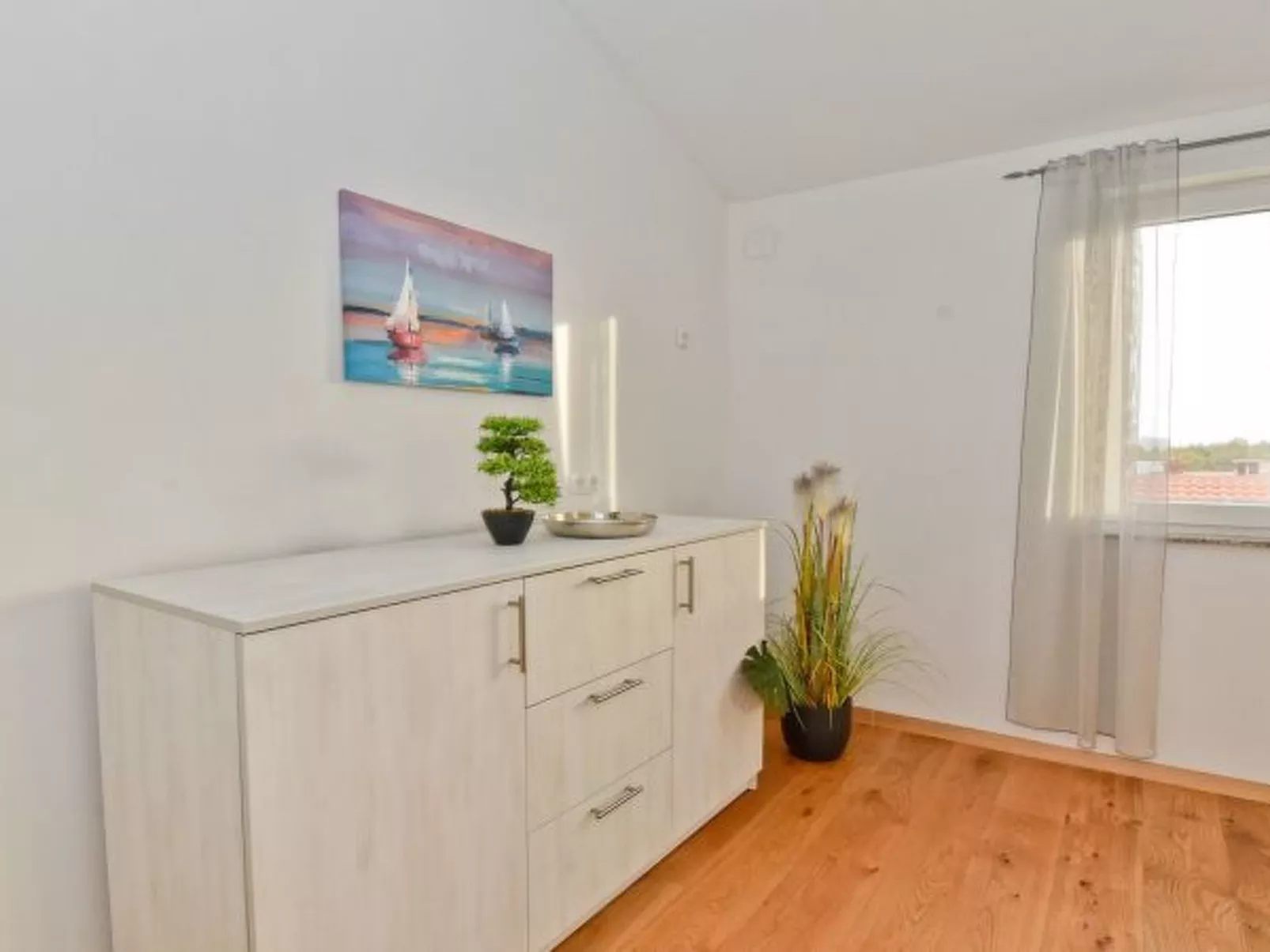 Villa Pinia with pool, Zadar - Image-tags.info