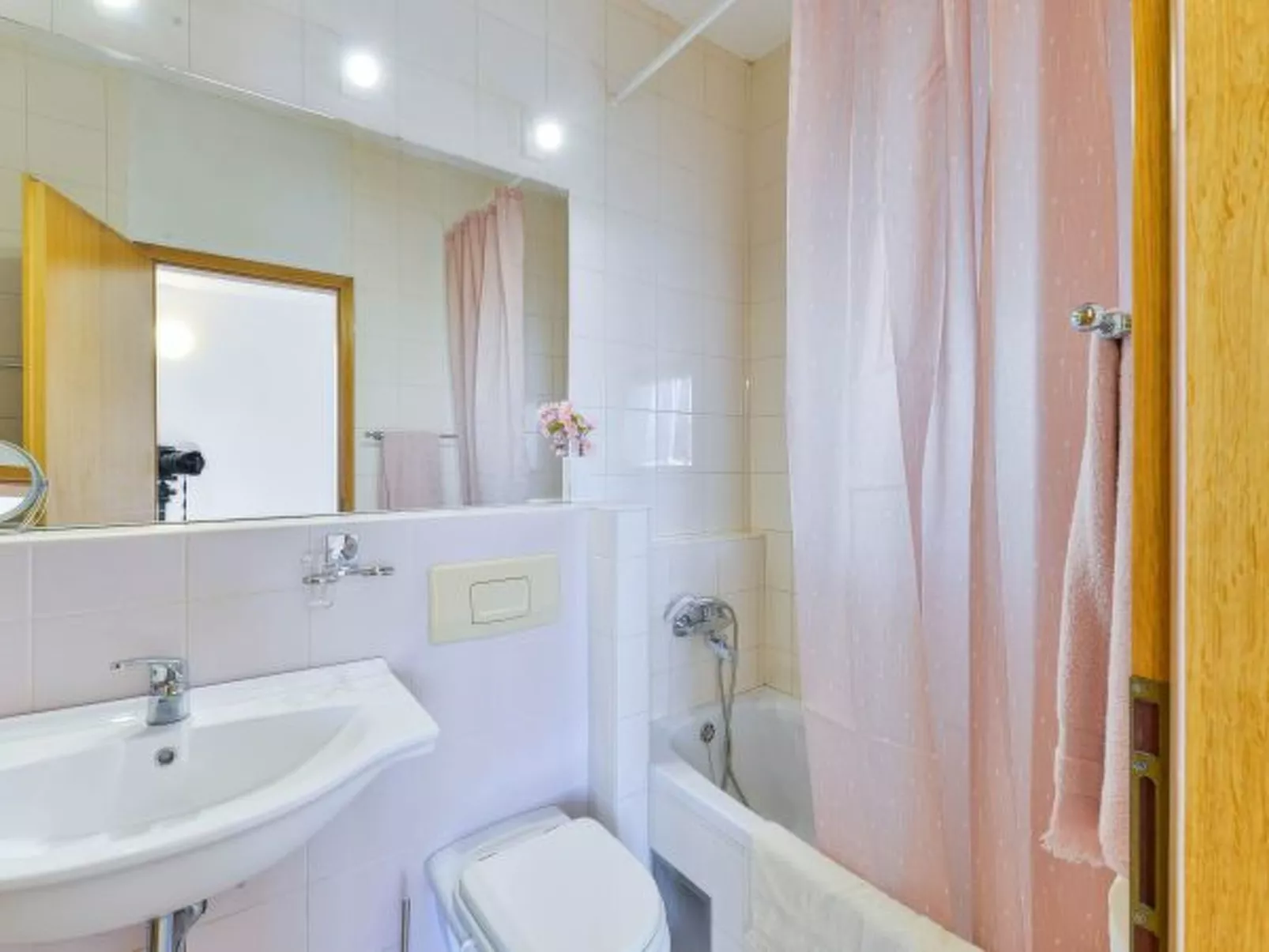 Olivar house with heated pool by the beach - Image-tags.info