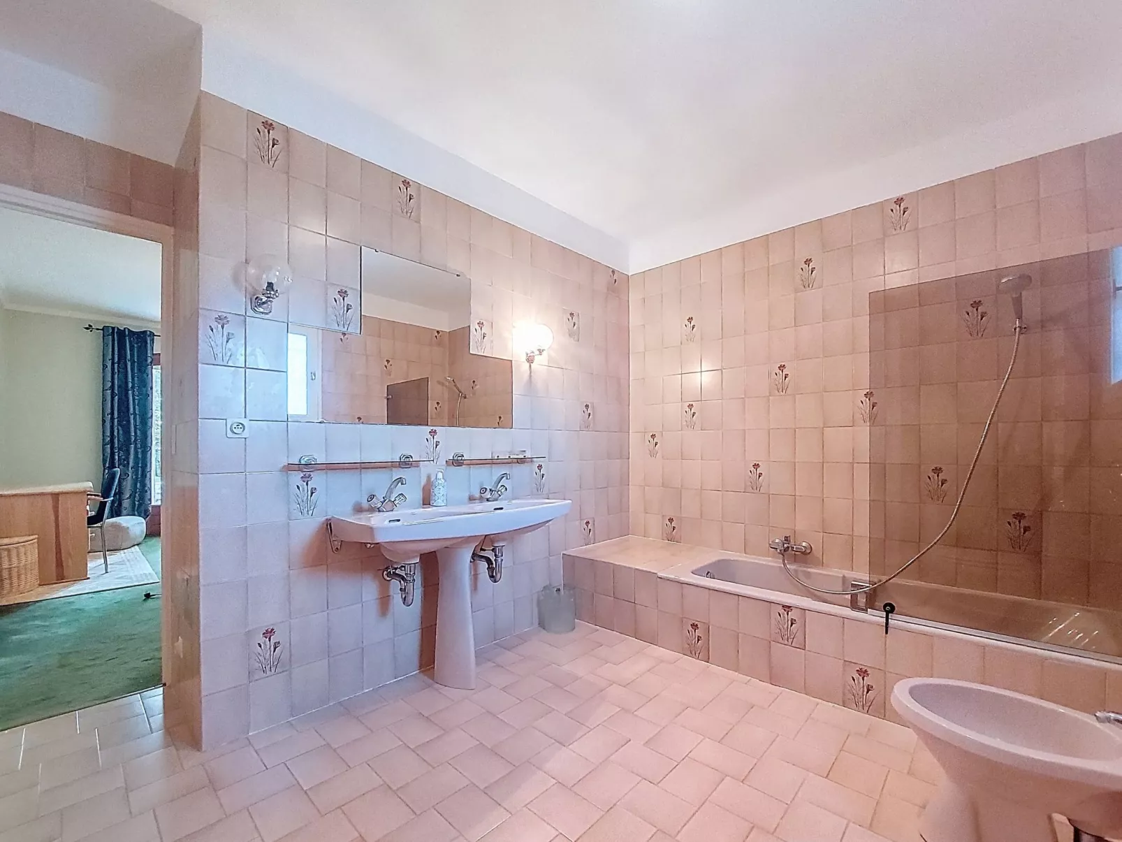 Nature Chez Michel - Drinnen