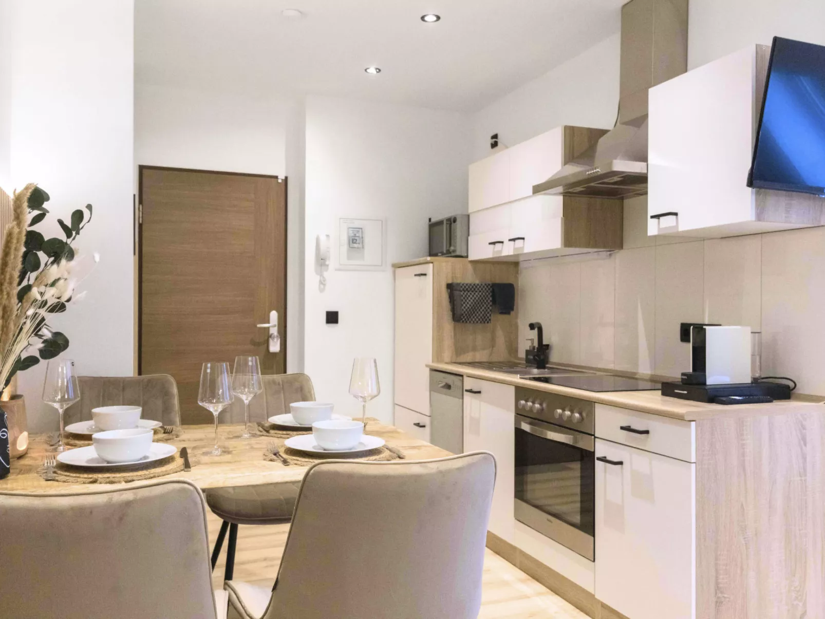 Apartment, Küche, Parkplatz, digitaler Check-in - Dedans