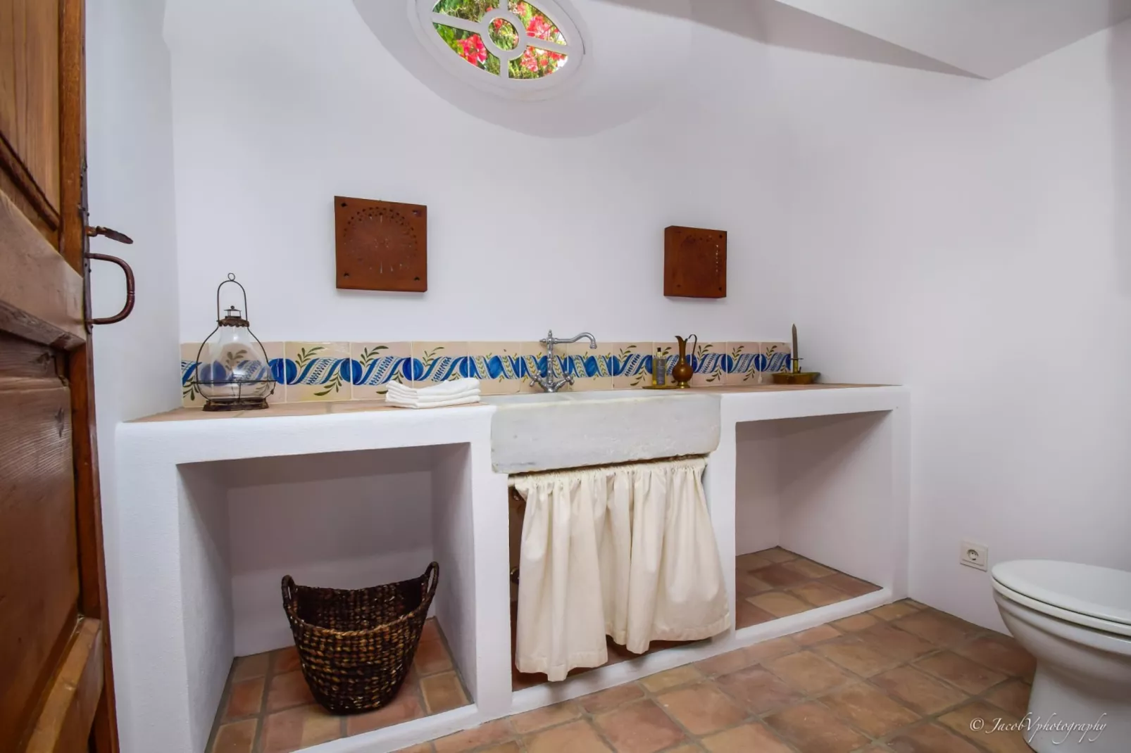 A Real Oasis in  Colonial style - Bathroom