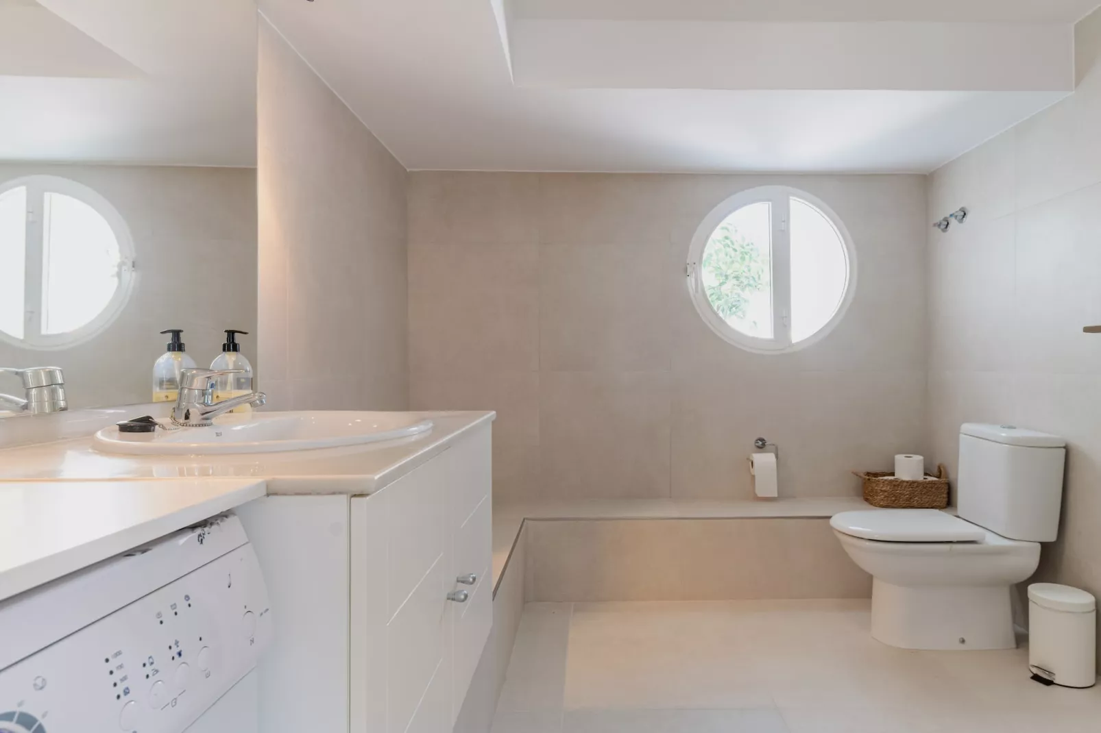 Elegant Villa with sea Views & Pool Marbella - Bathroom