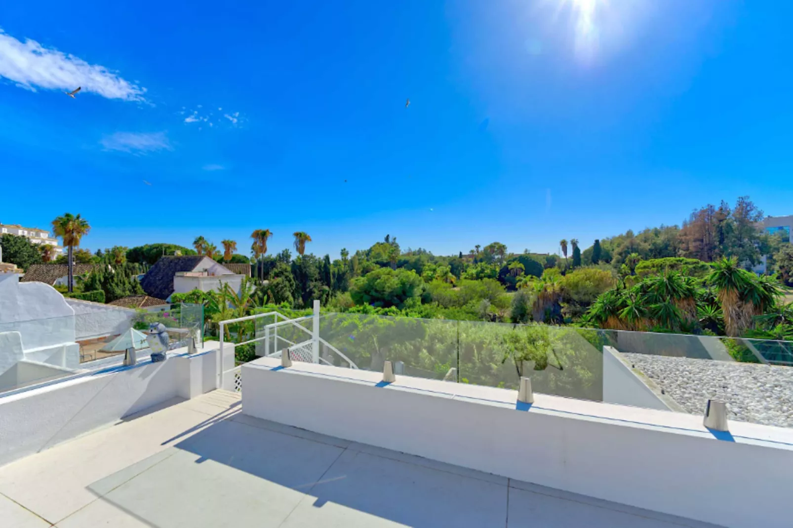 Contemporary & Very Spacious Villa Puerto Banus - Terrace balcony