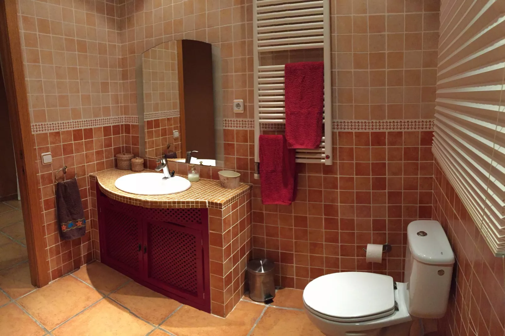 Vivalidays Villa Kiros - Bathroom