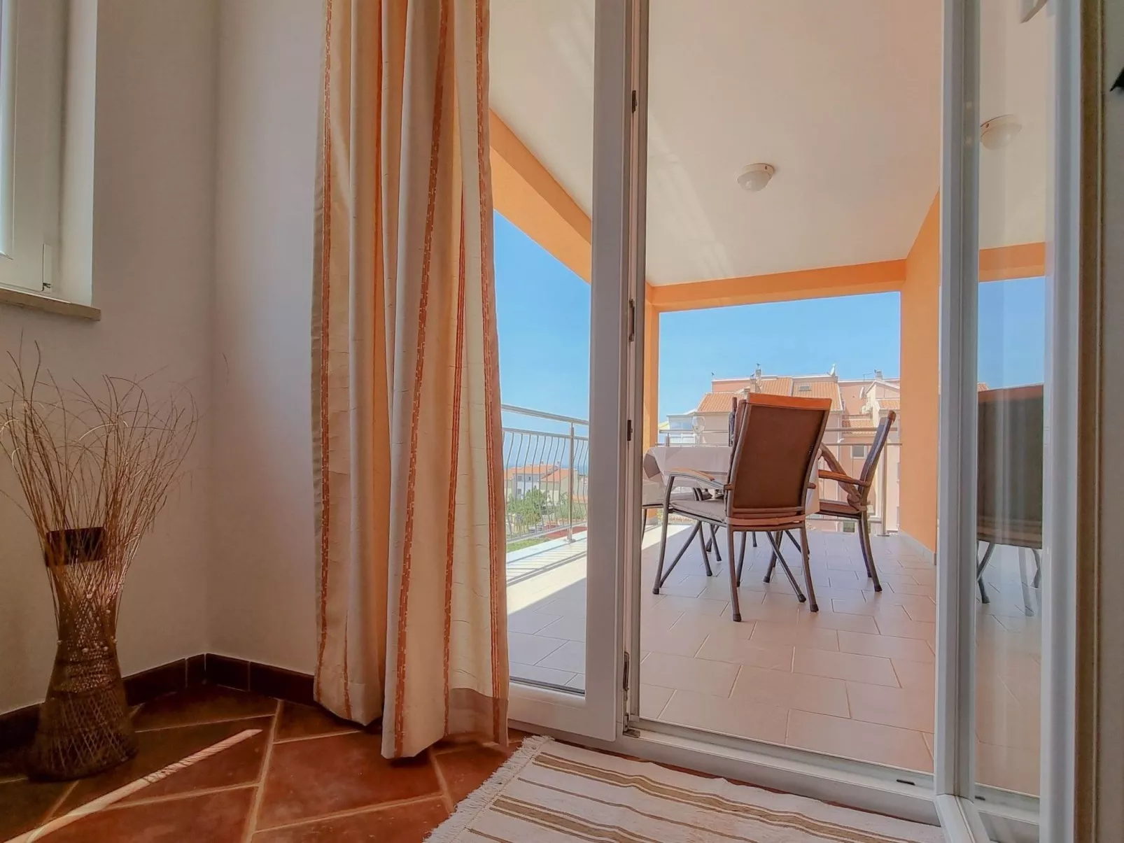 Appartement "Barbara" mit Blick auf das Wasser - Inside