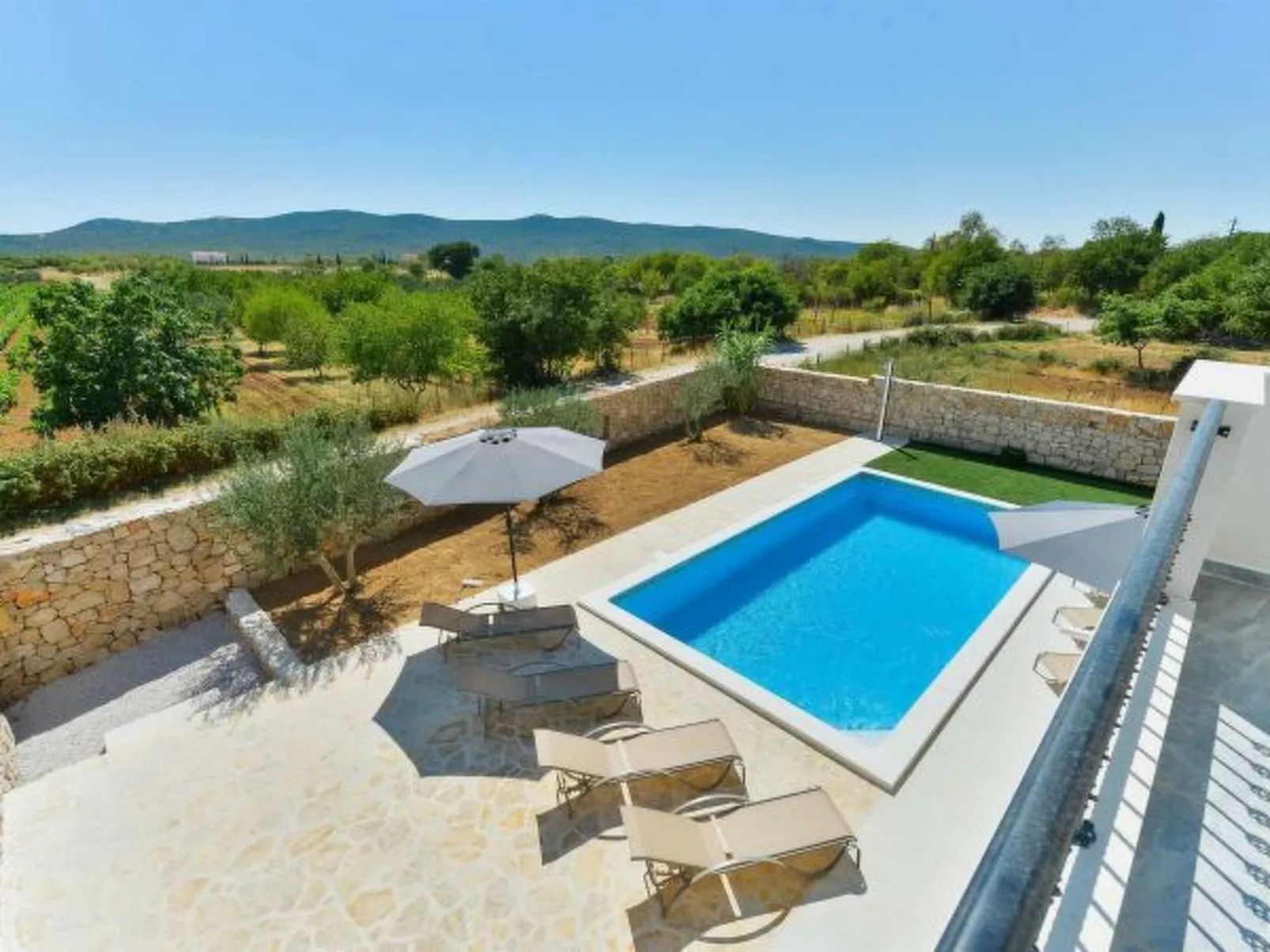 Villa Natura with pool - Image-tags.info