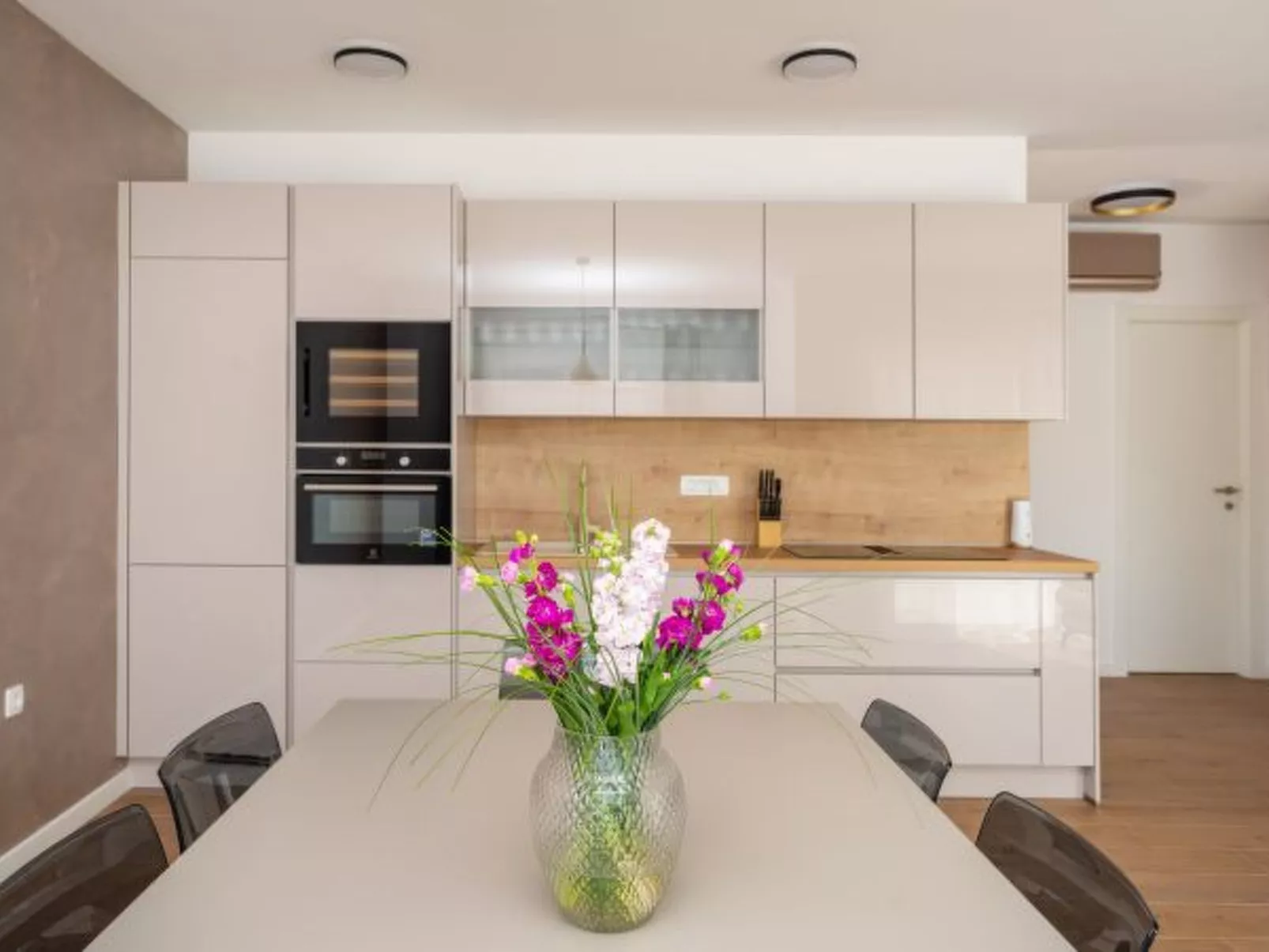 Villa Casa Coral With pool - Drinnen