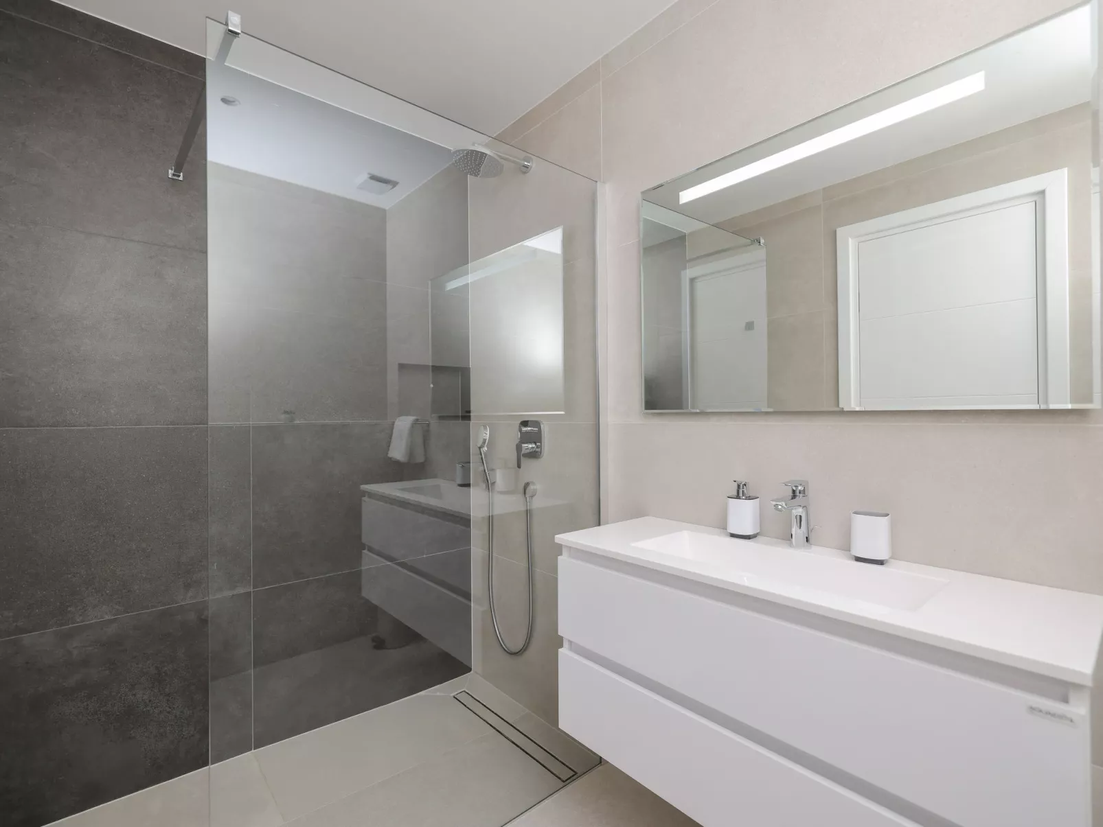 Magic Sky 1 - Inside