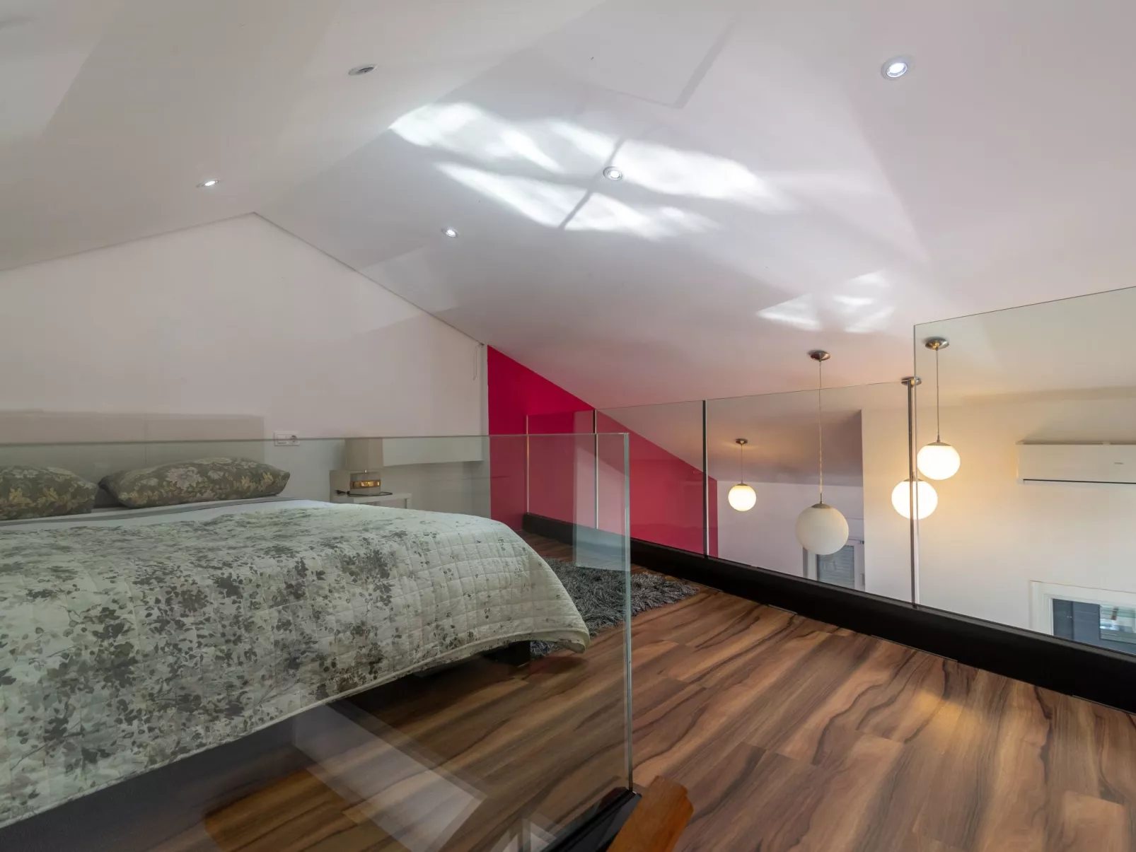 Moderne Ferienwohnung mit Gartennutzung, einem g - Image-tags.info