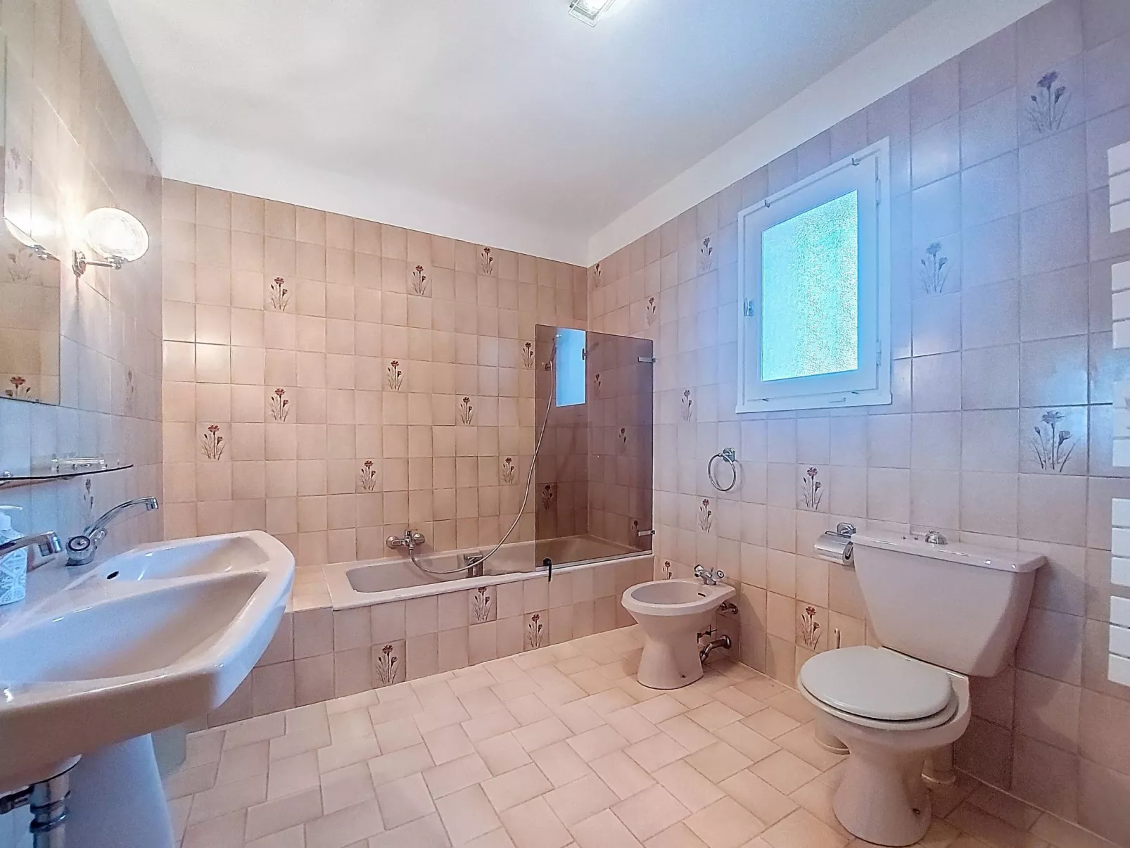 Nature Chez Michel - Drinnen