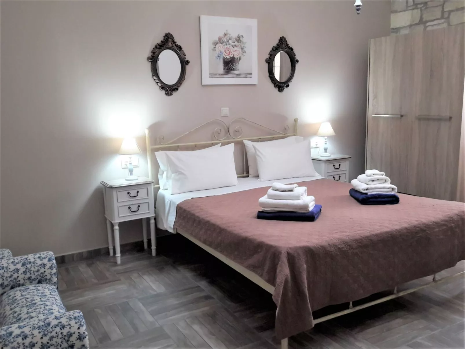 Gemütliches Natursteinapartment für zwei - Drinnen