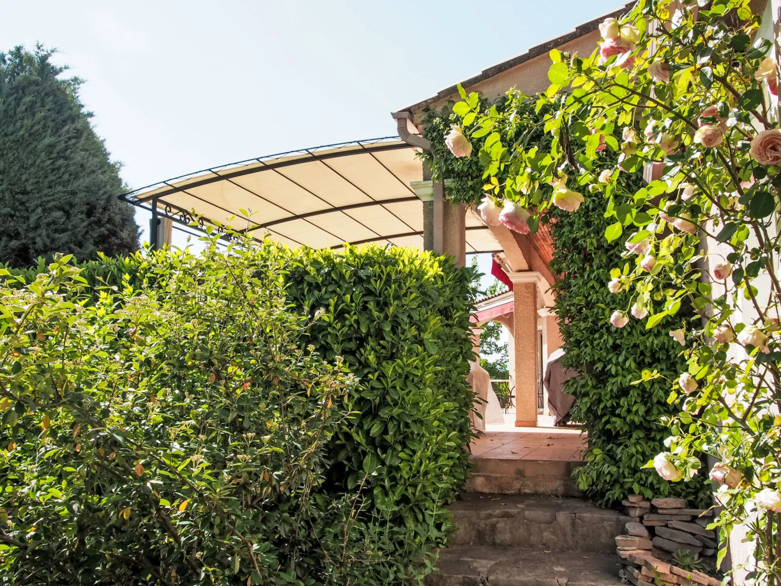 Urlaub im Süden zwischen Meer und Bergen - Outside